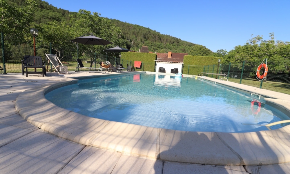 Piscine des chalets du bouscot
